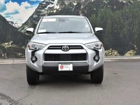 Certified 2023 Toyota 4Runner SR5 AWD/4WD image 5