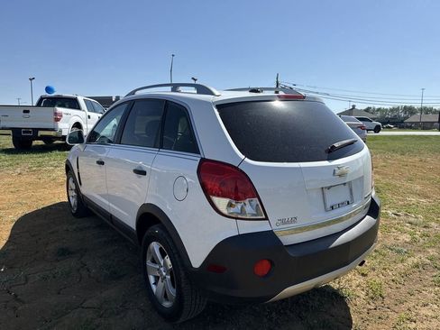 Used 2012 Chevrolet Captiva Sport LS FWD image 12