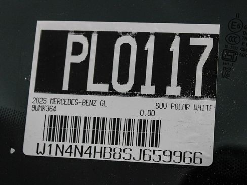 Certified 2025 Mercedes-Benz GLA 250 4MATIC image 30