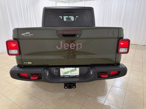 Used 2022 Jeep Gladiator Rubicon w/ Cold Weather Group AWD/4WD image 6