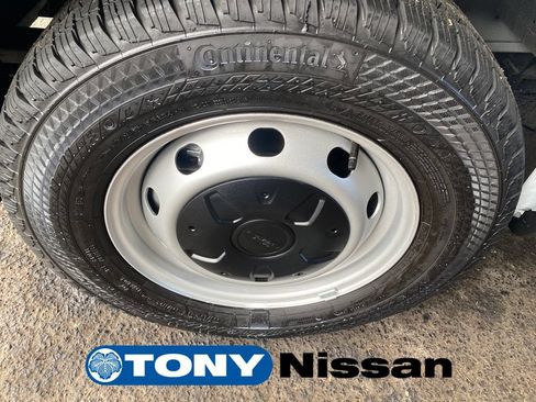 Used 2024 Ford Transit 150 148 Medium Roof RWD image 9