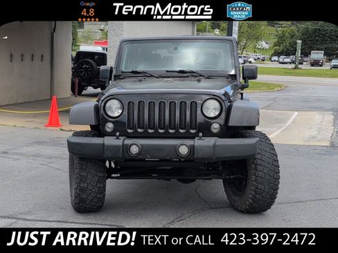 Used 2015 Jeep Wrangler Sport w/ Quick Order Package 23S AWD/4WD image 2