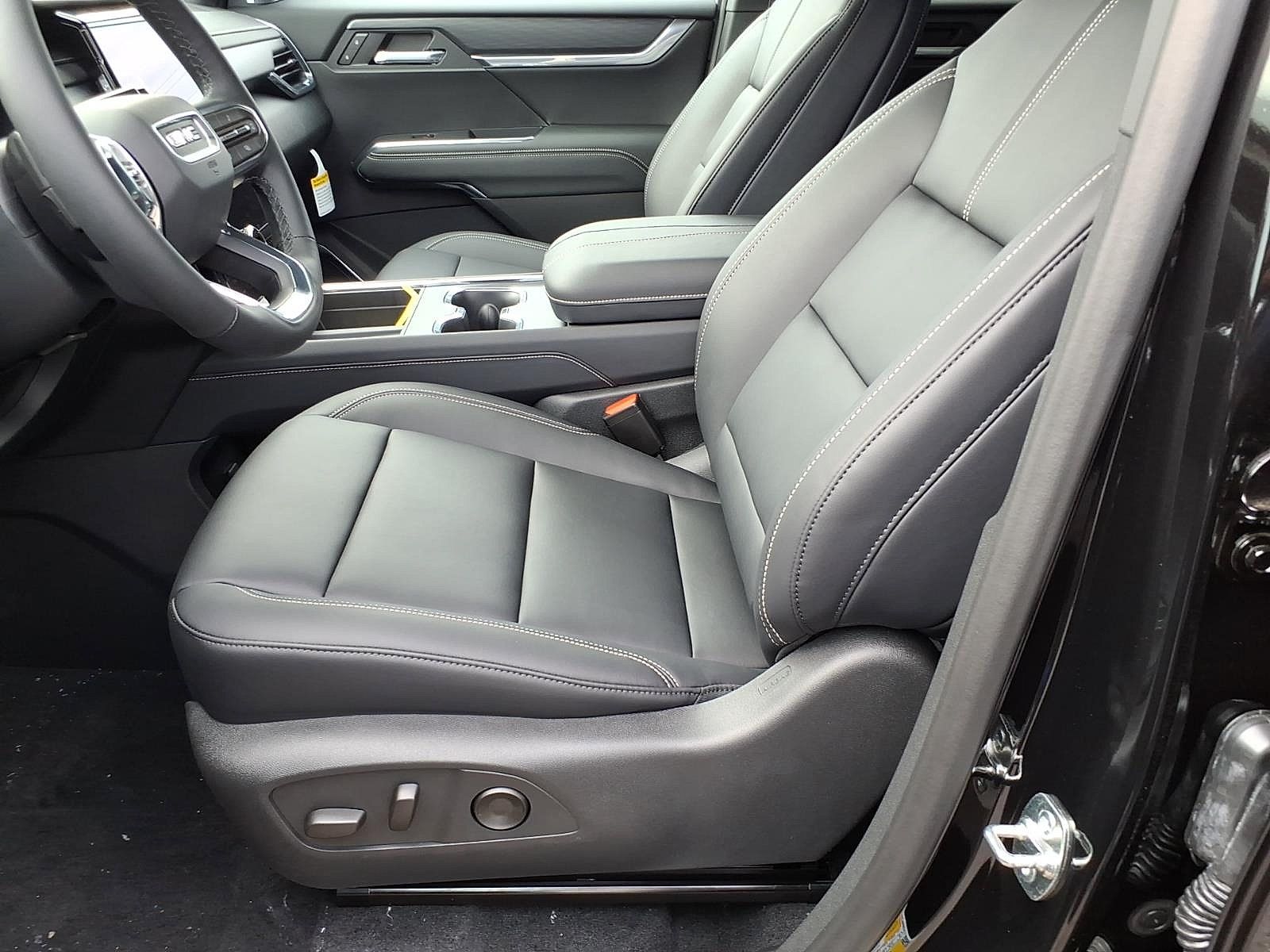 New 2027 GMC Acadia Elevation w/ Black Edition AWD/4WD image 14