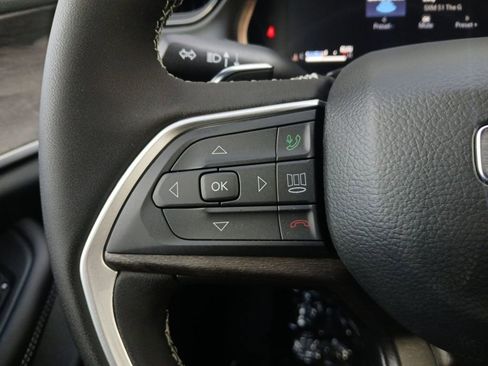 New 2026 Jeep Grand Cherokee L 2WD image 11