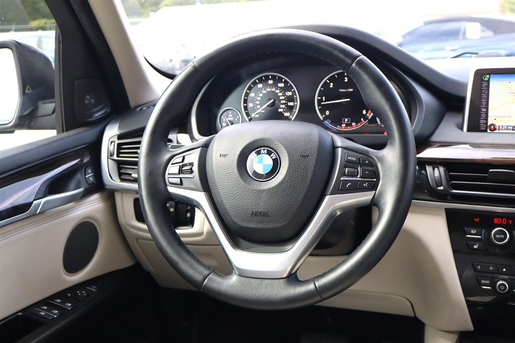 Used 2015 BMW X5 xDrive35d AWD/4WD image 17