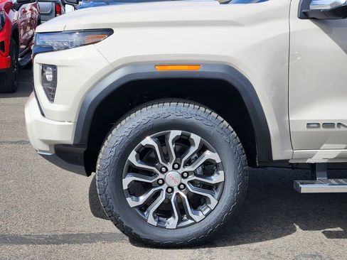 New 2026 GMC Canyon Denali AWD/4WD image 6