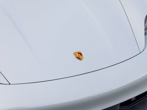 Certified 2023 Porsche Taycan GTS image 18