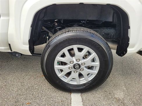 Used 2024 Toyota Tacoma SR5 image 17