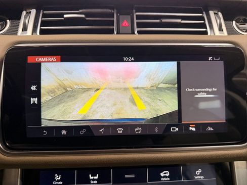 Used 2020 Land Rover Range Rover AWD/4WD image 27