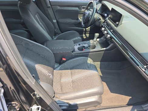Used 2024 Honda Civic Sport image 17