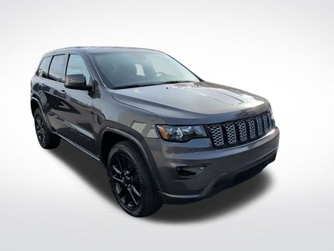 Certified 2021 Jeep Grand Cherokee Laredo X image 7