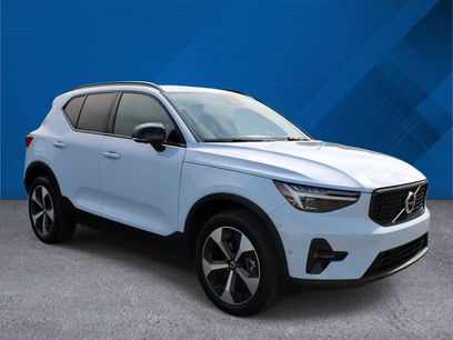 Used 2026 Volvo XC40 B5 Plus w/ Protection Package Premier