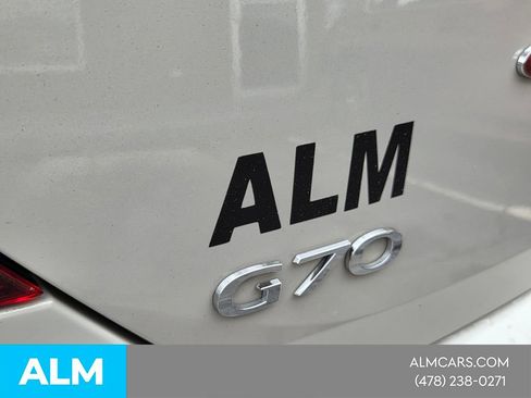 Used 2025 Genesis G70 2.5T RWD image 10