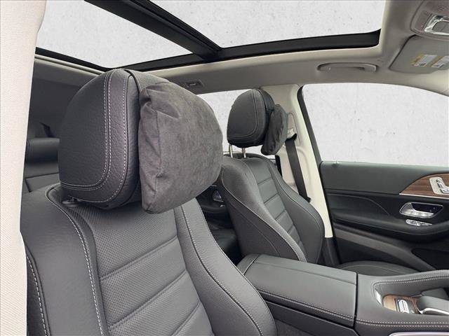 New 2026 Mercedes-Benz GLS 450 4MATIC image 24