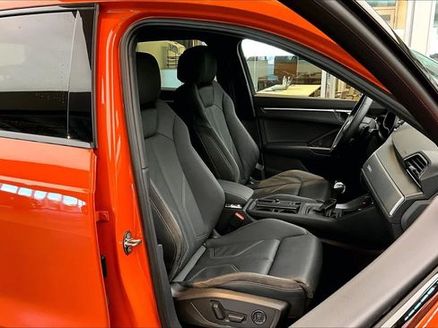 Used 2021 Audi Q3 2.0T Premium image 8