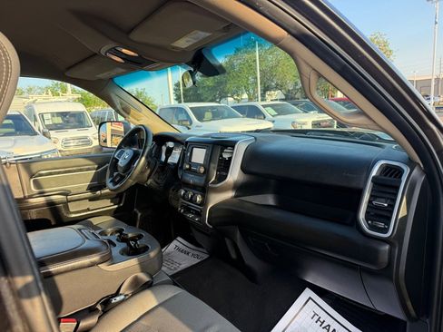 Used 2019 RAM 2500 Big Horn image 9