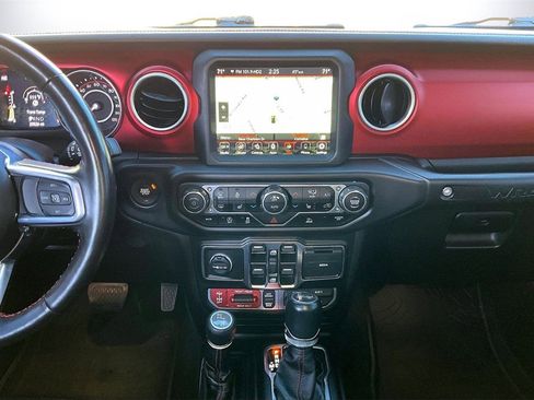 Used 2022 Jeep Wrangler Unlimited Rubicon w/ LED Lighting Group image 12