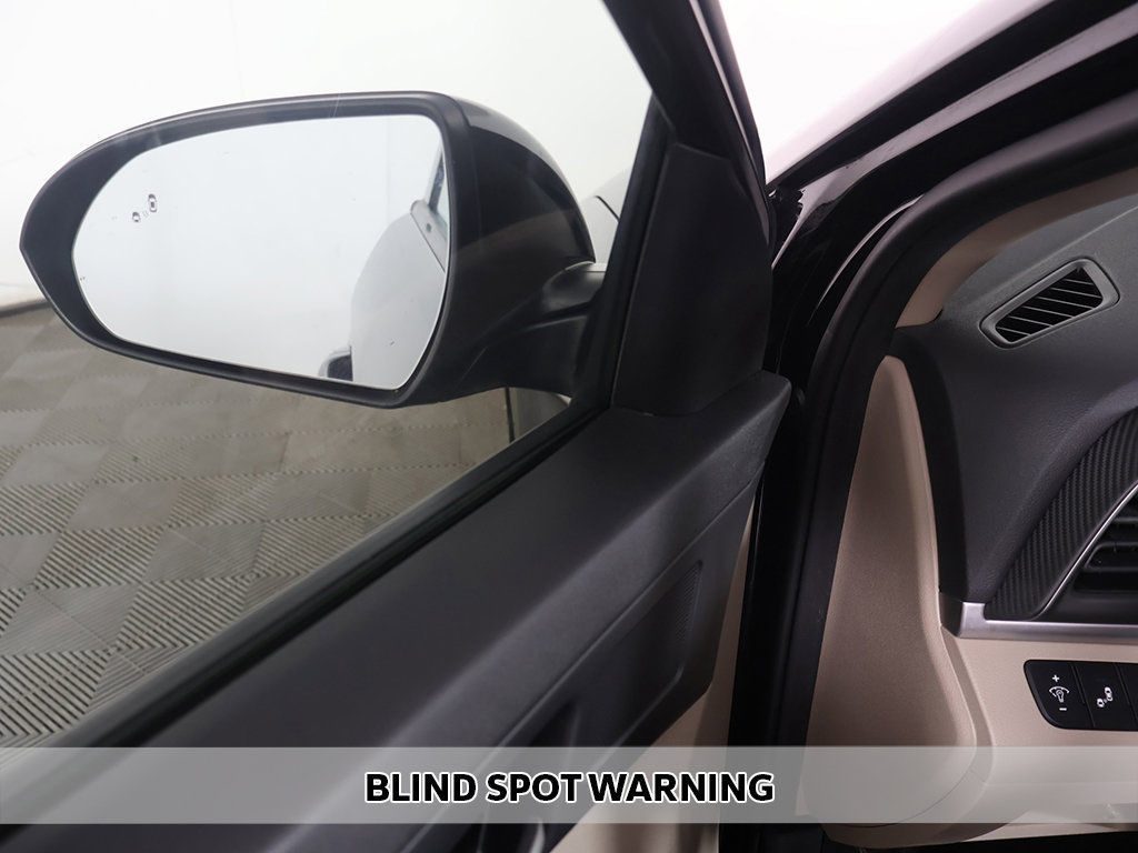 Used 2020 Hyundai Elantra Value Edition FWD image 5