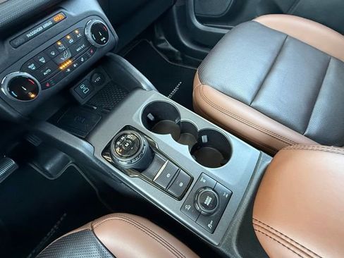 Certified 2022 Ford Bronco Sport Badlands w/ Premium Package AWD/4WD image 26