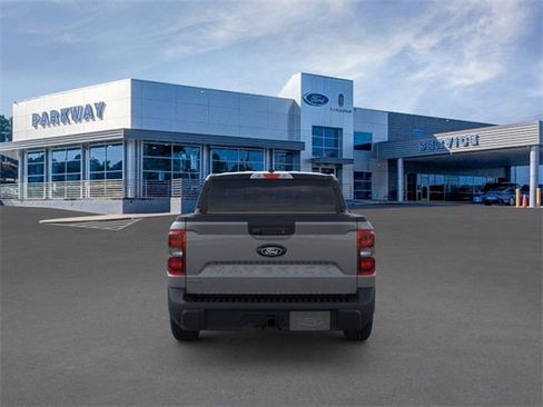 New 2025 Ford Maverick Lariat w/ Black Appearance Package image 5
