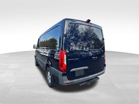Used 2023 Mercedes-Benz Sprinter 2500 image 4