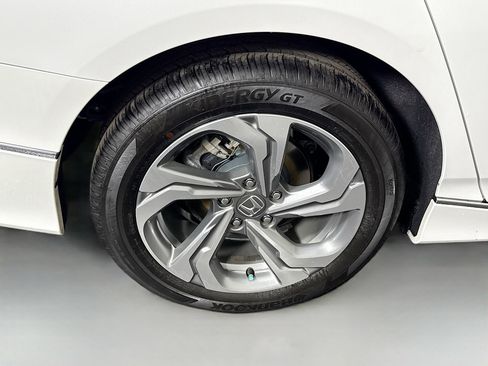 Used 2020 Honda Accord EX-L image 33