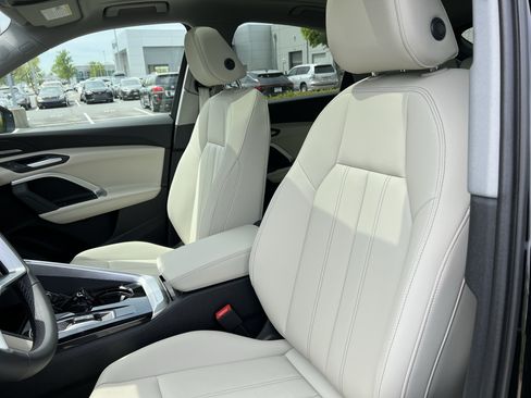 Used 2026 Audi Q5 Premium Plus AWD/4WD image 15