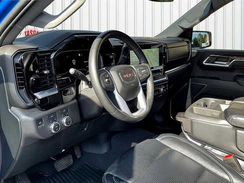 Used 2023 GMC Sierra 1500 Elevation image 16