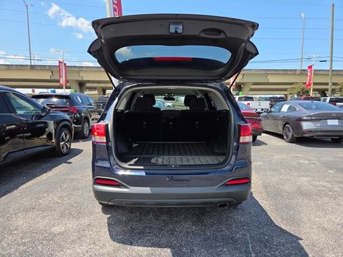 Used 2016 Kia Sorento FWD image 26