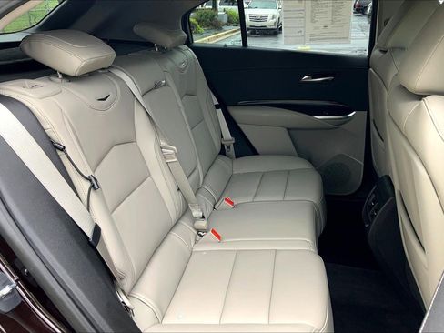 Used 2020 Cadillac XT4 Premium Luxury AWD/4WD image 24