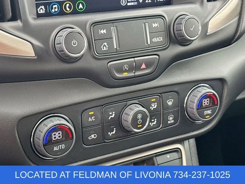 Used 2022 GMC Terrain Denali w/ Denali Premium Package image 17