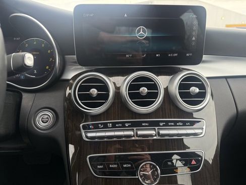 Used 2021 Mercedes-Benz C 300 C 300 image 21