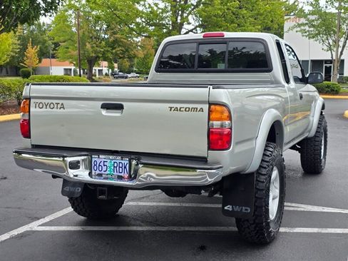 Used 2002 Toyota Tacoma 4x4 Xtracab w/ SR5 Pkg w/ Chrome Pkg image 8