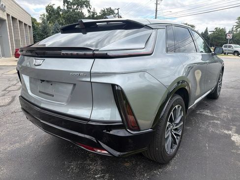 Certified 2025 Cadillac Lyriq Sport w/ LPO, Floor Liner Package AWD/4WD image 5