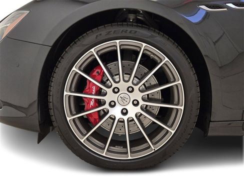 New 2024 Maserati Ghibli Modena Ultima Q4 image 13