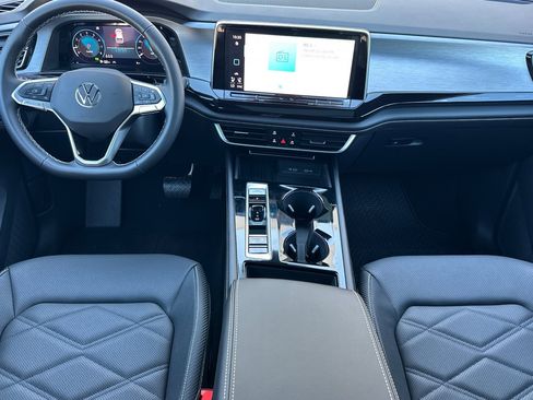 New 2026 Volkswagen Atlas Cross Sport SE image 11