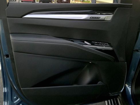 New 2026 Cadillac Escalade ESV Sport image 11