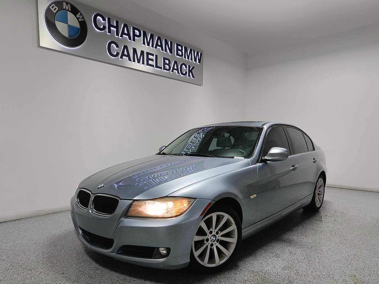 Used 2011 BMW 328i Sedan RWD image 1