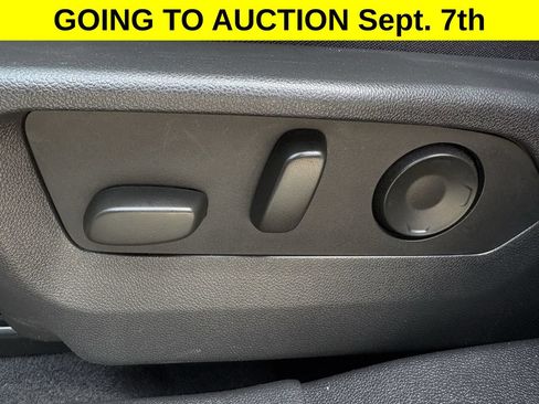 Used 2024 Buick Envision Preferred AWD/4WD image 26