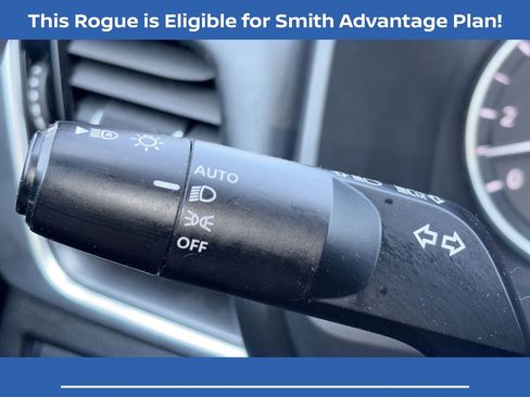 Certified 2022 Nissan Rogue SV image 17