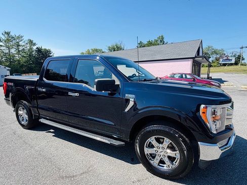 Used 2021 Ford F150 XLT w/ Equipment Group 302A High AWD/4WD image 7