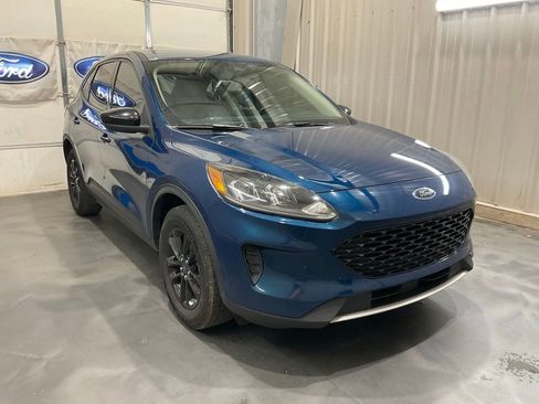 Used 2020 Ford Escape SE Sport AWD/4WD image 1