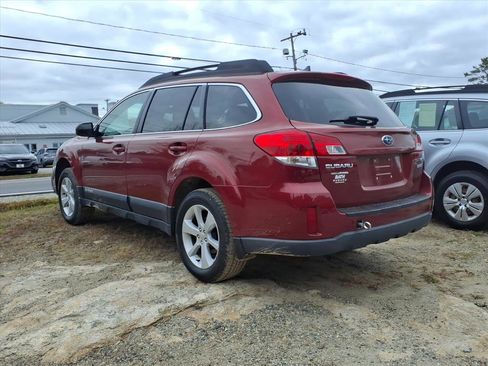 Used 2014 Subaru Outback 2.5i Premium image 5