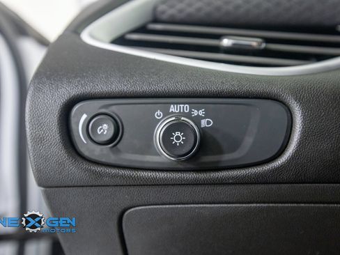 Used 2023 Chevrolet Malibu RS FWD image 13