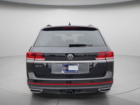 Used 2023 Volkswagen Atlas SE w/ Black Wheel Package FWD image 5