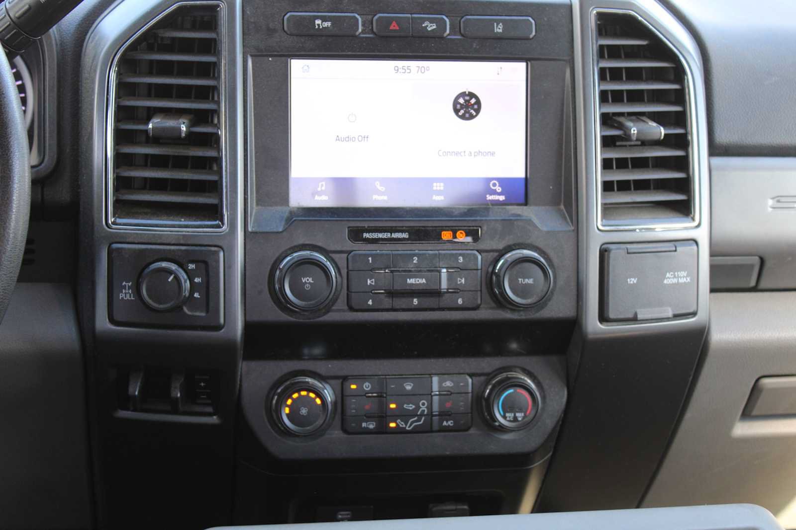 Used 2020 Ford F250 XLT w/ XLT Premium Package AWD/4WD image 12