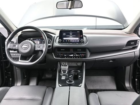Certified 2023 Nissan Rogue SV w/ SV Premium B Package AWD/4WD image 33