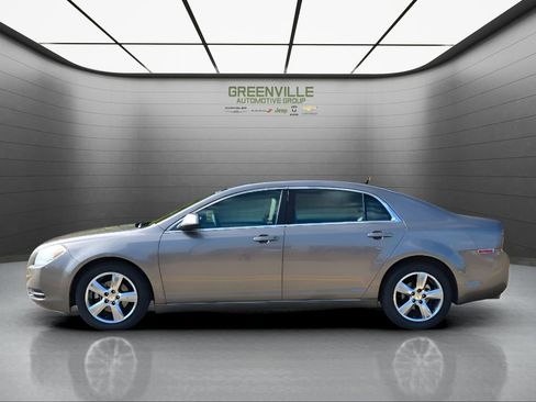Used 2010 Chevrolet Malibu LT image 3