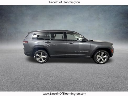 Used 2022 Jeep Grand Cherokee L Limited w/ Trailer Tow Group (B) AWD/4WD image 8