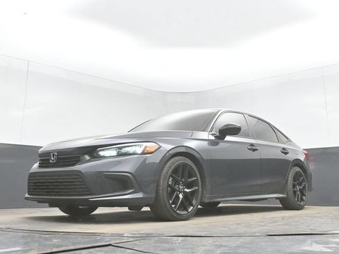 Used 2024 Honda Civic Sport image 29